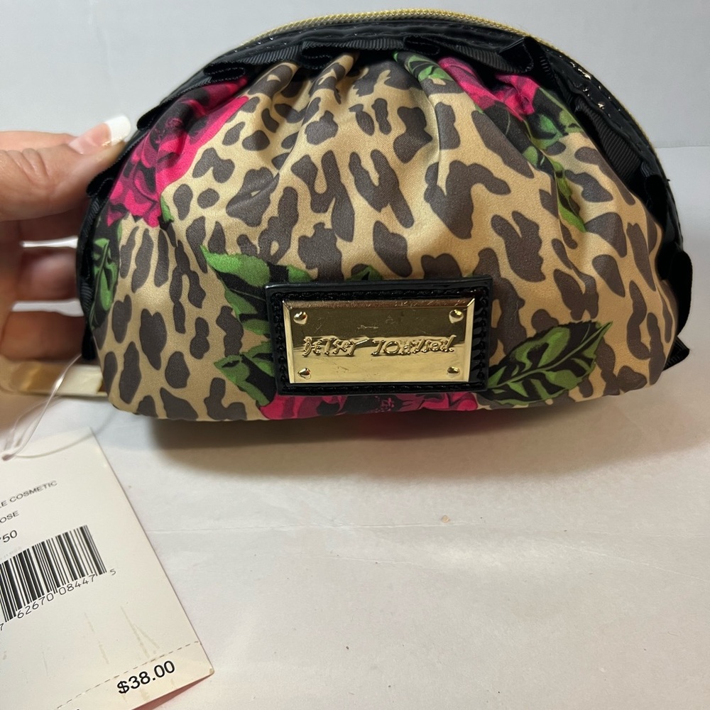 Betsy Johnson small make up bag